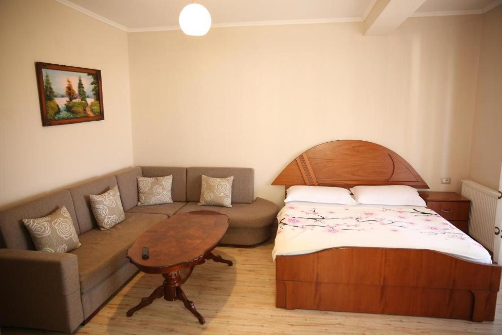 Hotel Vila Ilir 3*